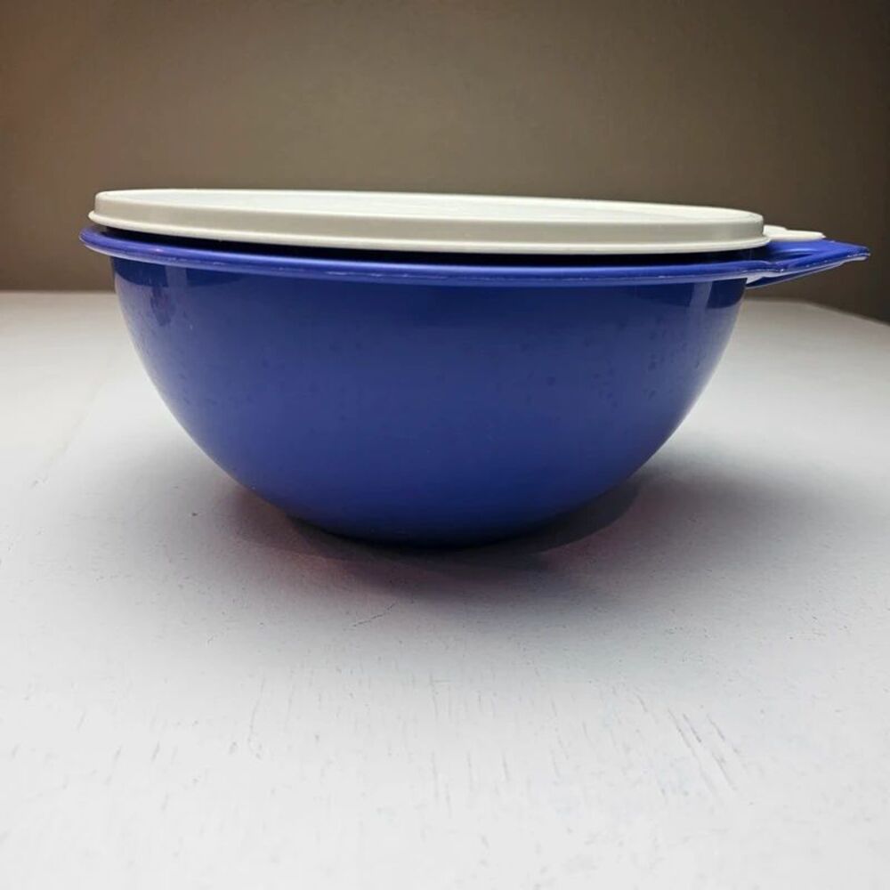 Tupperware thatsa bowl 12 cup